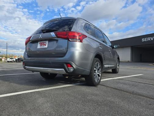 2016 Mitsubishi Outlander SEL