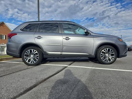 2016 Mitsubishi Outlander SEL