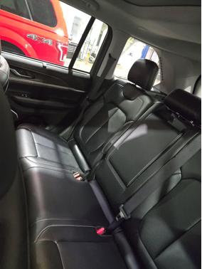 2022 Jeep Grand Cherokee 4xe Base