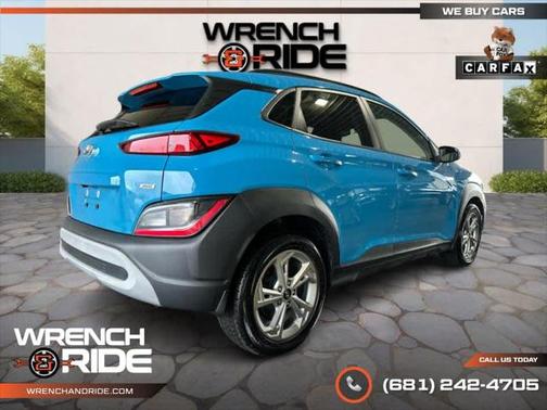 2022 Hyundai KONA SEL