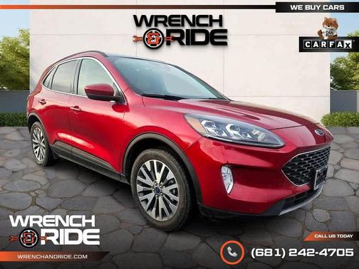 2022 Ford Escape Titanium