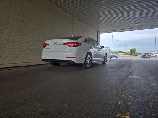 2017 Hyundai SONATA Sport