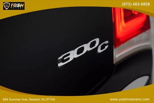 2017 Chrysler 300C Base