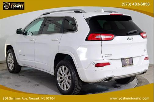2017 Jeep Cherokee Overland