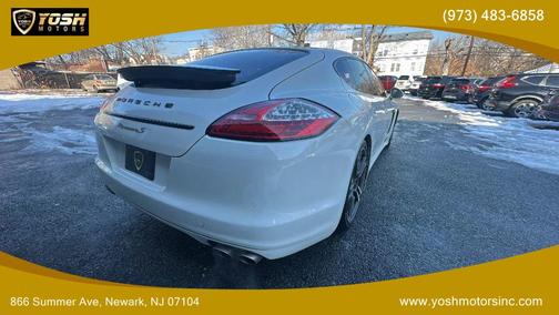 2012 Porsche Panamera 4