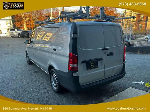 2020 Mercedes-Benz Metris Base