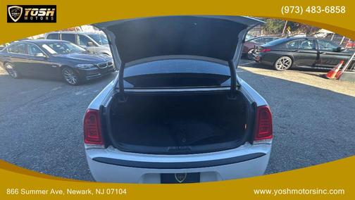 2018 Chrysler 300 Touring