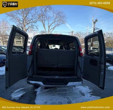 2016 Chevrolet Express 3500 LT