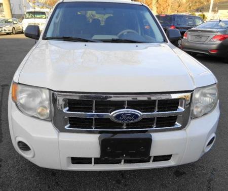 Photo 3 of 26 of 2011 Ford Escape XLS
