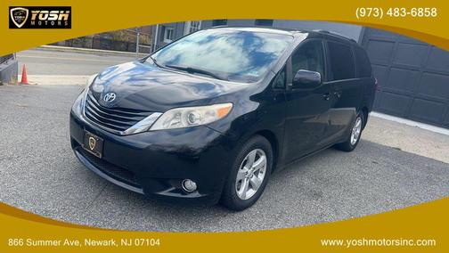 2015 Toyota Sienna LE