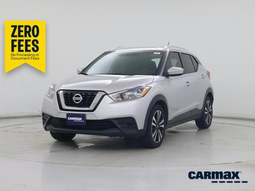 Silver 2019 Nissan Kicks SV