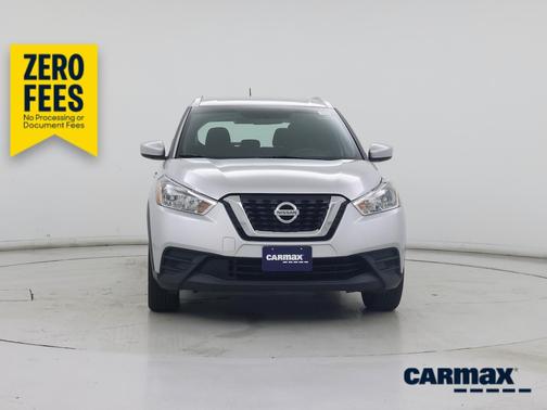 Silver 2019 Nissan Kicks SV