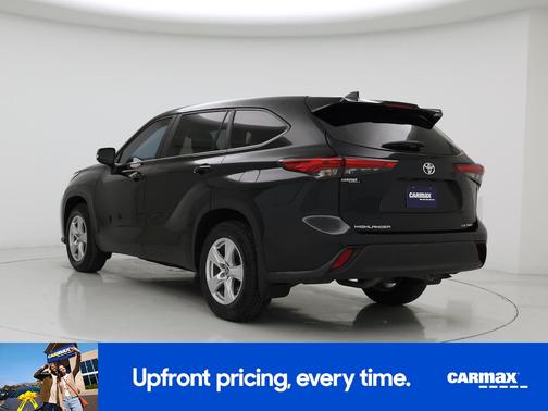 Black 2023 Toyota Highlander LE