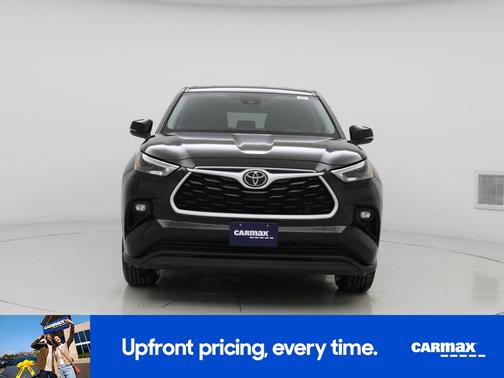 Black 2023 Toyota Highlander LE