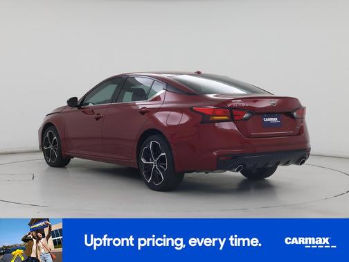 Burgundy 2025 Nissan Altima SR