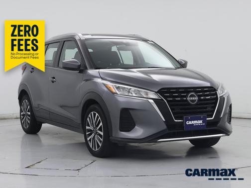 Gray 2022 Nissan Kicks SV