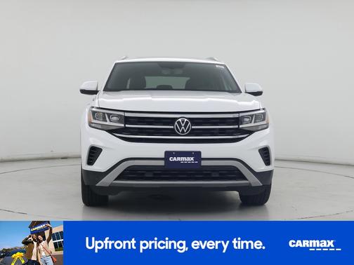 White 2022 Volkswagen Atlas Cross Sport SE w/Tech