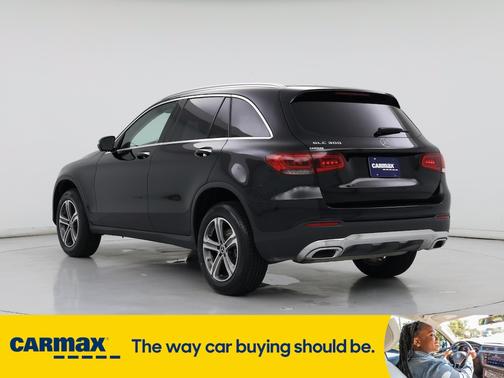 2022 Mercedes-Benz GLC 300