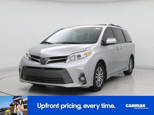 2020 Toyota Sienna XLE