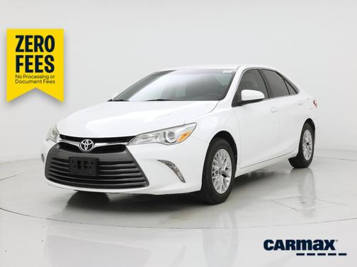 White 2016 Toyota Camry LE