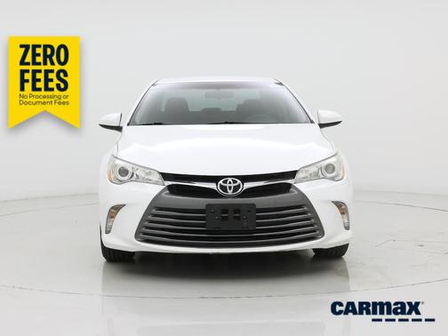 White 2016 Toyota Camry LE