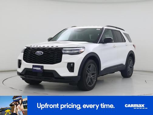 White 2025 Ford Explorer ST-Line