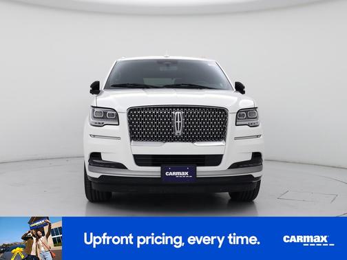 2023 Lincoln Navigator Standard