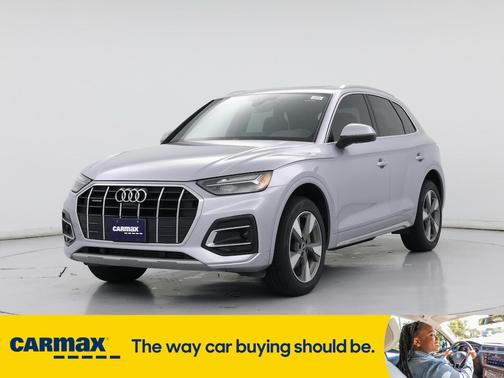 2022 Audi Q5 Premium Plus