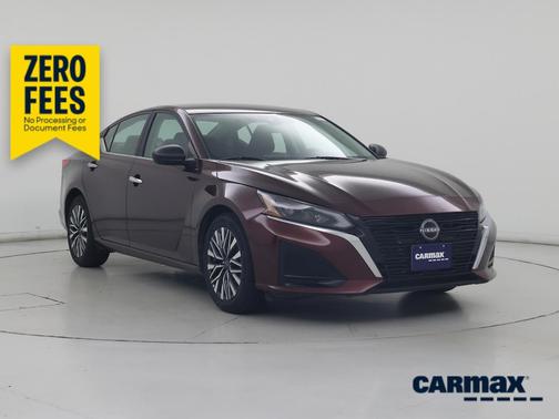 Burgundy 2024 Nissan Altima SV
