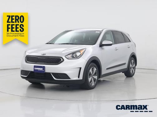 Silver 2018 Kia Niro FE