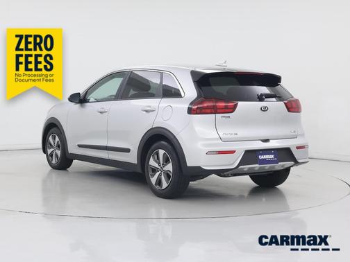 Silver 2018 Kia Niro FE