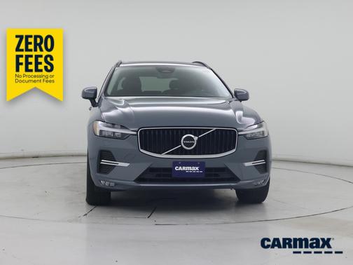 Gray 2023 Volvo XC60 B5 Core