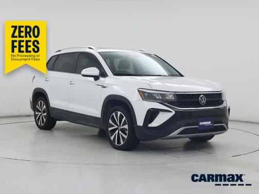 White 2023 Volkswagen Taos SE