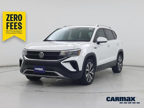White 2023 Volkswagen Taos SE