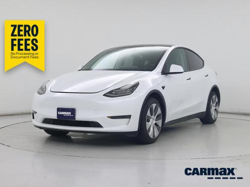 White 2023 Tesla Model Y Long Range