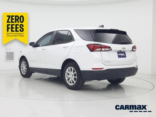 White 2022 Chevrolet Equinox LS
