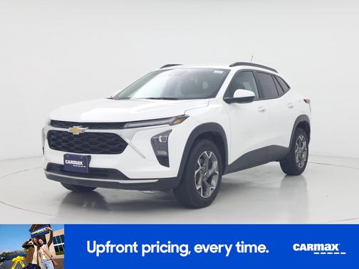 White 2025 Chevrolet Trax LT