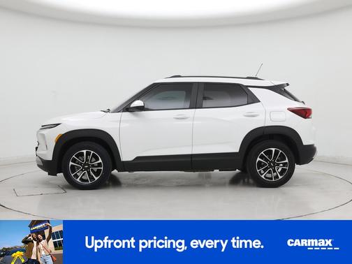 White 2024 Chevrolet Trailblazer LT