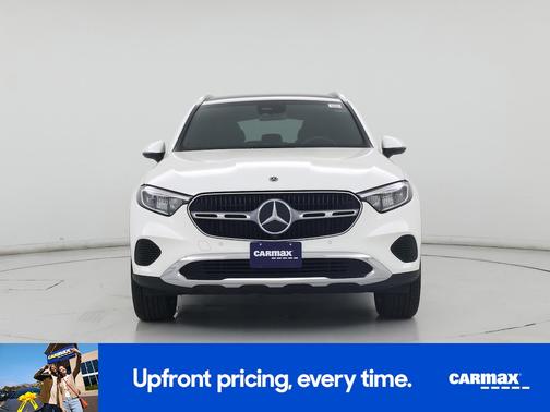 2025 Mercedes-Benz GLC 300 