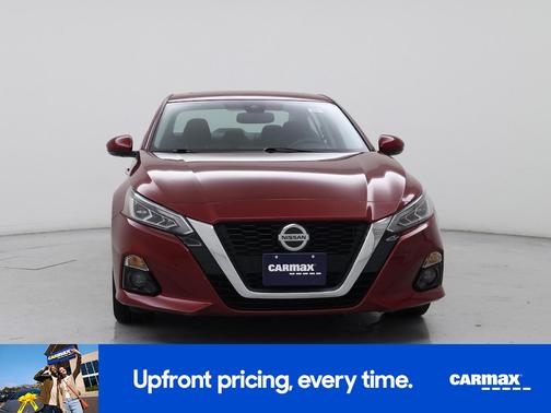 Burgundy 2019 Nissan Altima SV