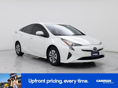 White 2017 Toyota Prius Two