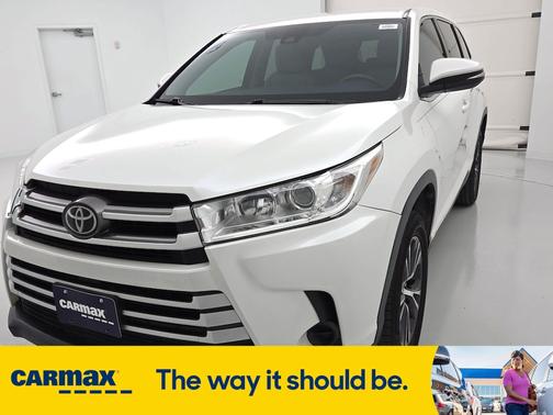 2019 Toyota Highlander LE
