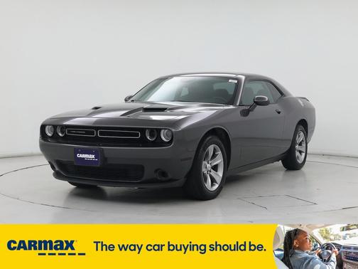 2017 Dodge Challenger SXT