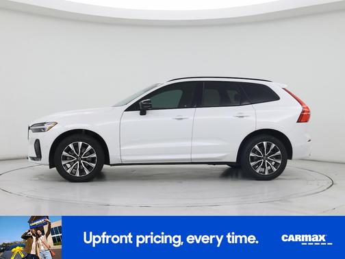 2024 Volvo XC60 B5 Plus Dark Theme