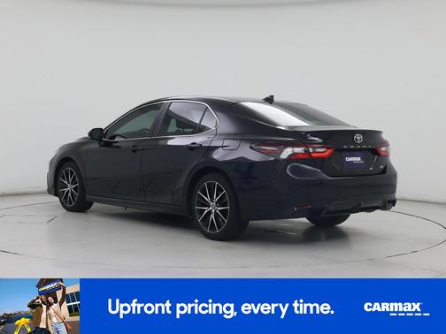 Black 2022 Toyota Camry SE