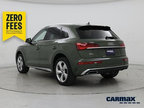 Green 2022 Audi Q5 S-Line Prestige