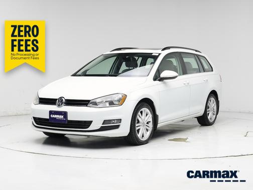 White 2015 Volkswagen Golf TDI SE