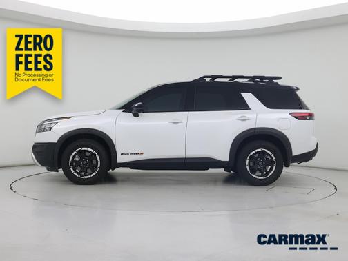 White 2025 Nissan Pathfinder Rock Creek