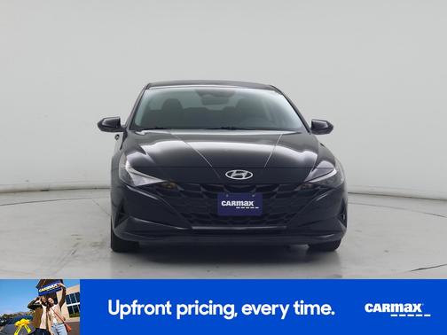 Black 2022 Hyundai ELANTRA SEL