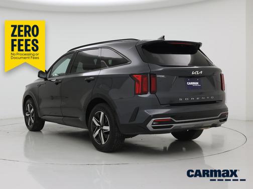 Gray 2022 Kia Sorento S